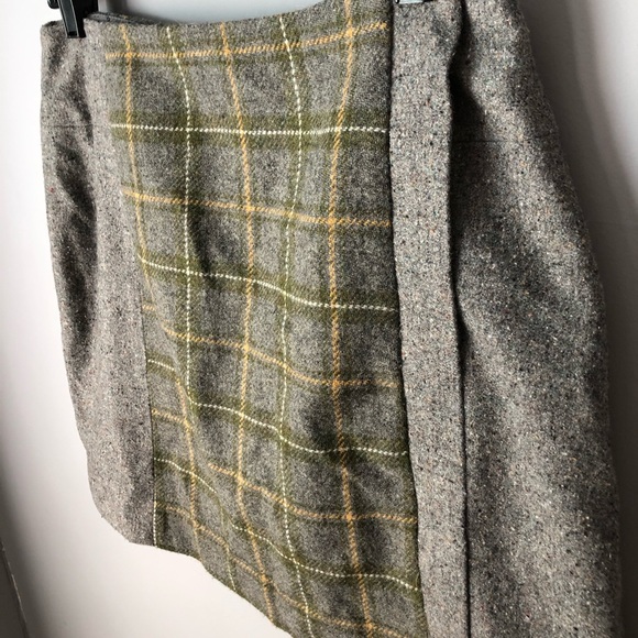 Banana Republic Plaid Skirt Size 8 - Picture 3 of 6
